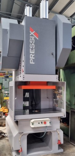 Pressa Pressix 200 ton usato IDRAULICA ERFURT 800 TON immagine Presse usati in vendita